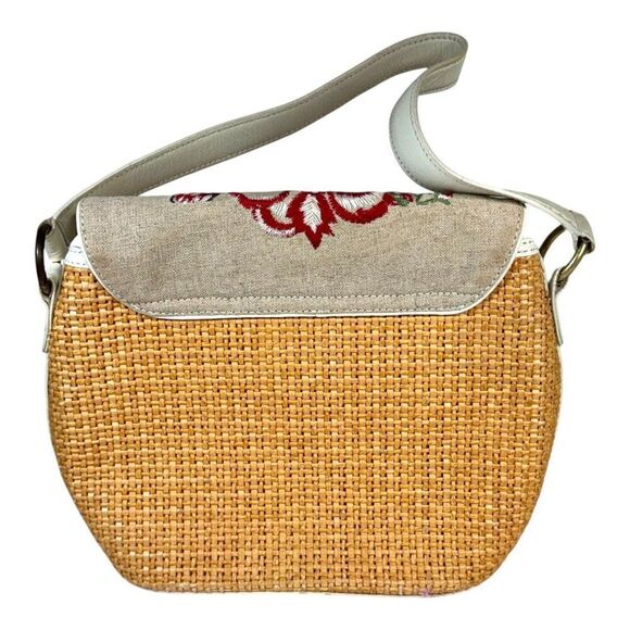 Kate Landry Embroidered Floral Flowers Butterfly Straw Wicker & Linen Handbag - Picture 3 of 10